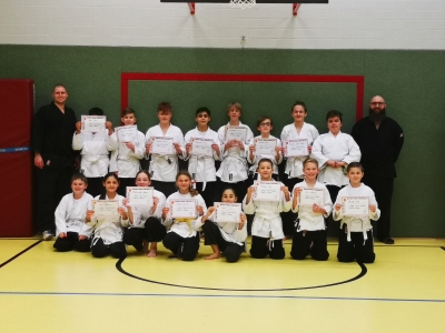 Jugendliche Prüflinge